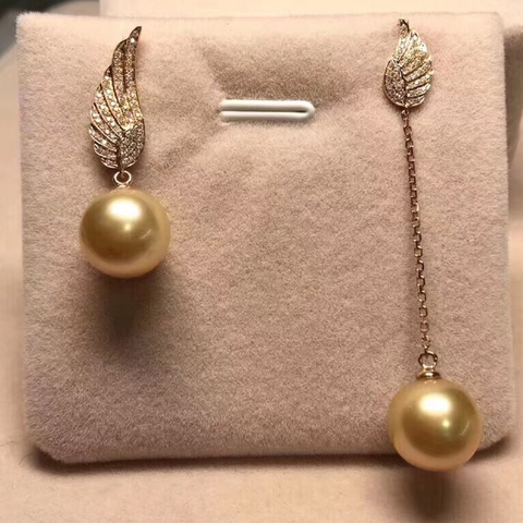 Edgy Wings Earring (Gold)