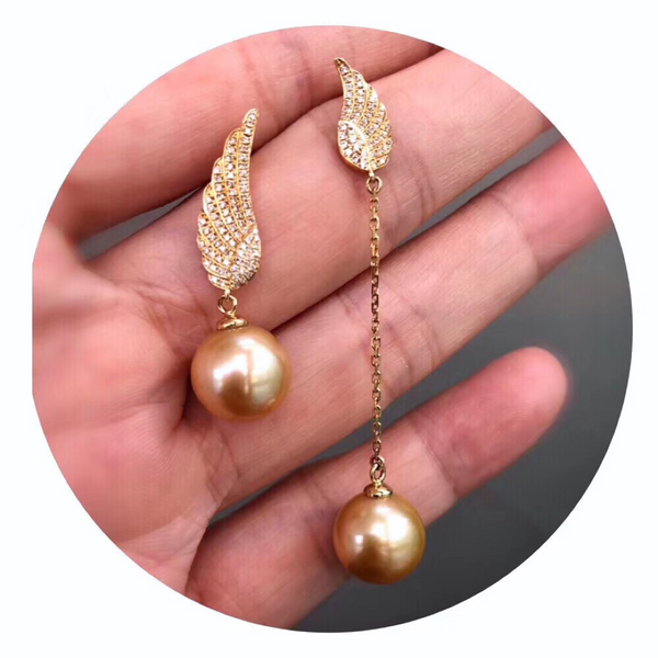 Edgy Wings Earring (Gold)