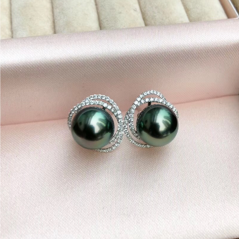 Orbit Earring (Black)